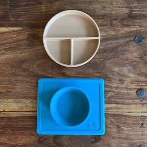Two Like New Silicone Baby/Toddler Suction Plates